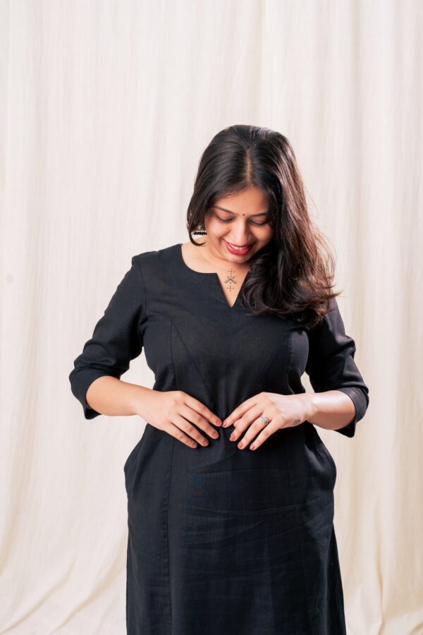 Black Panel Kurta - Image 2