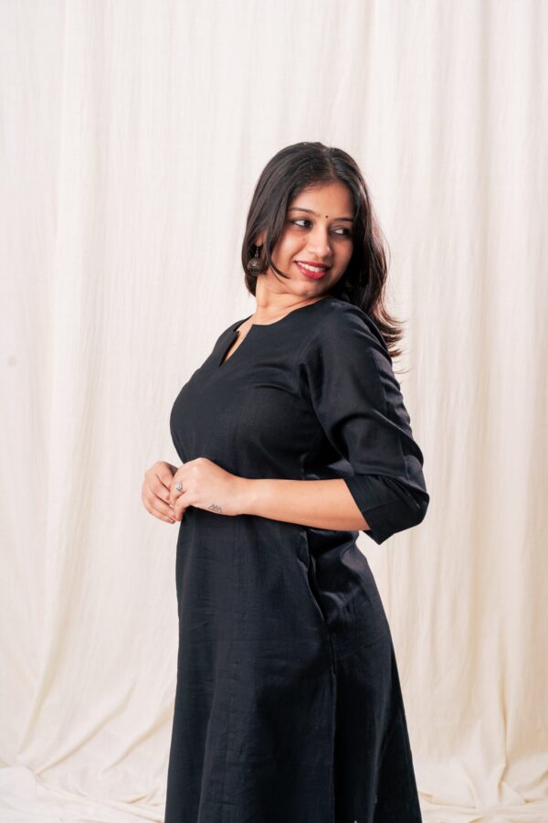 Black Panel Kurta - Image 3