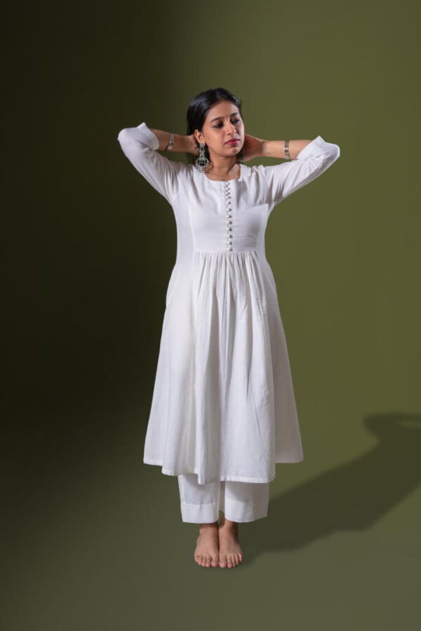 White Kurta - Image 3