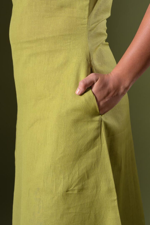 Green Incut Kurta - Image 4